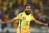 Imran Tahir goes for his signature run while celebrating a wicket (Picture courtesy: BCCI/iplt20.com)